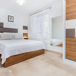  Apartament Santin Chorwacja